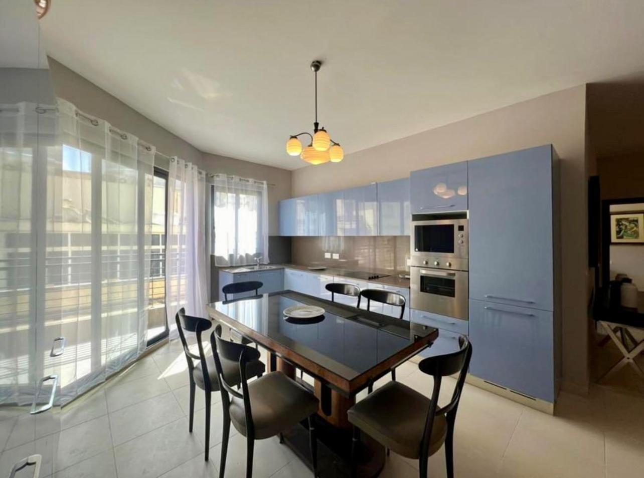 Aron Seaviews Apartment Слима Екстериор снимка